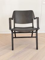 &tradition AX HM11 Lounge Chair
