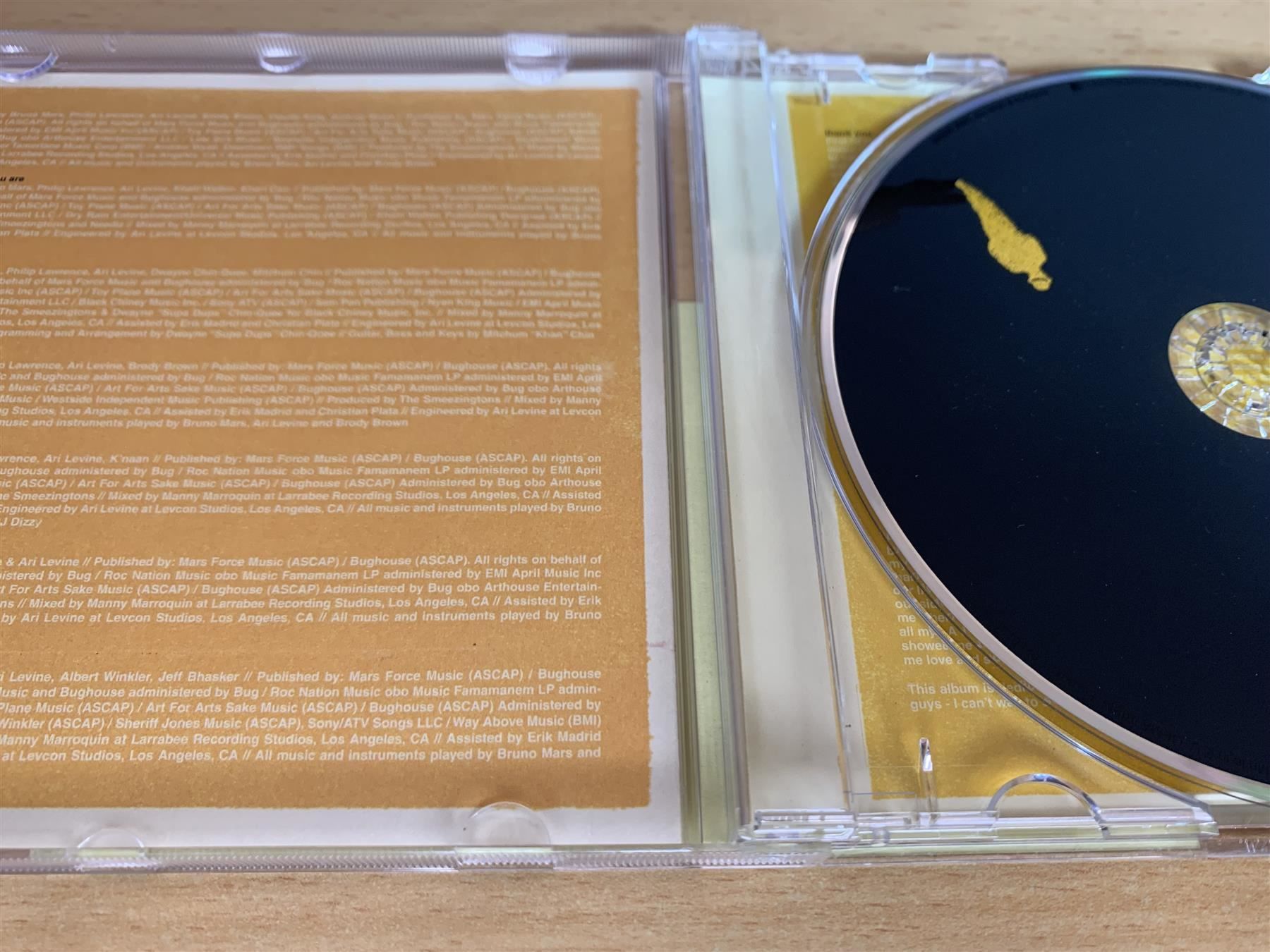 CD: Bruno Mars – Doo-Wops & Hooligans – Usato da Rikon im Tösstal venduto da Alpenmutz 2