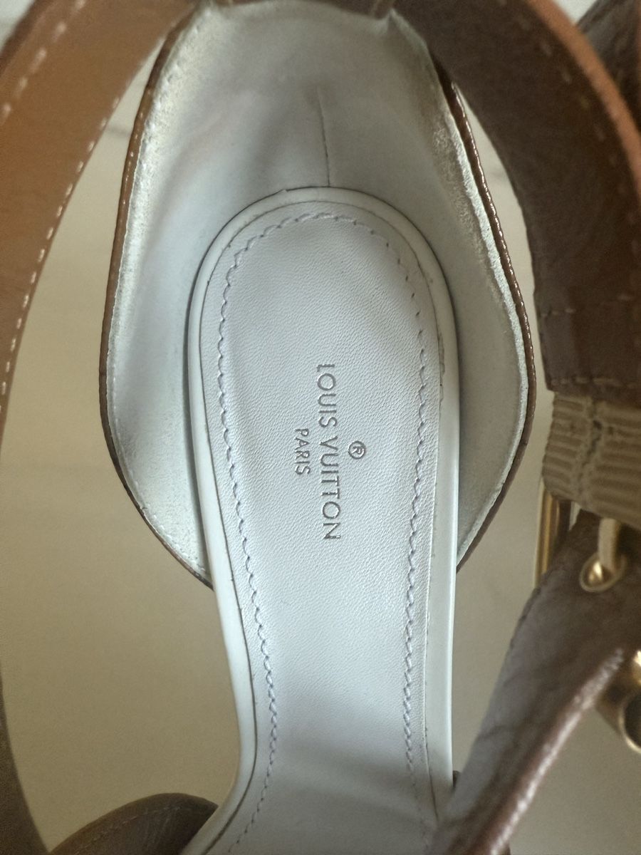Louis Vuitton Scarpe da donna: Louis Vuitton sandale taille 37 – Nuovo (secondo la descrizione) da Cologny venduto da sab_xh7v 4