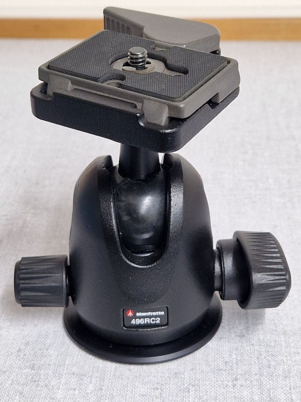 Manfrotto Treppiedi & Teste: Manfrotto 496RC2 – Usato da Wikon venduto da digital4you