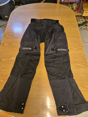 Arlenness Motorradhose schwarz Grösse 54 guter Zustand