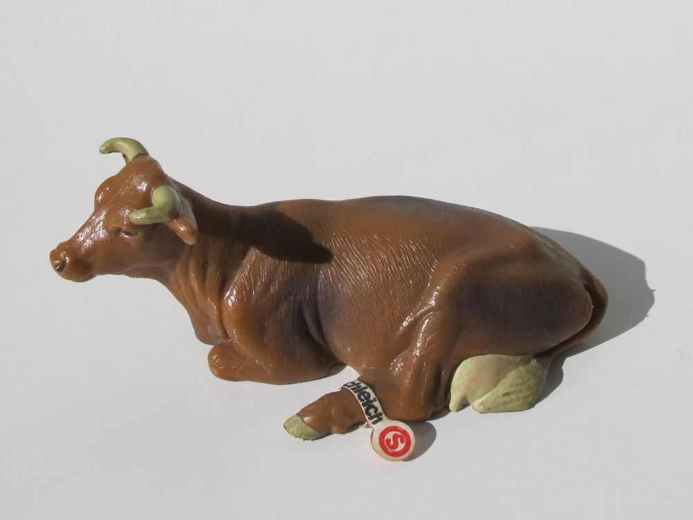 Schleich Statuette: Schleich 13201 Kuh liegend – Usato da Vilters venduto da hedi00 1