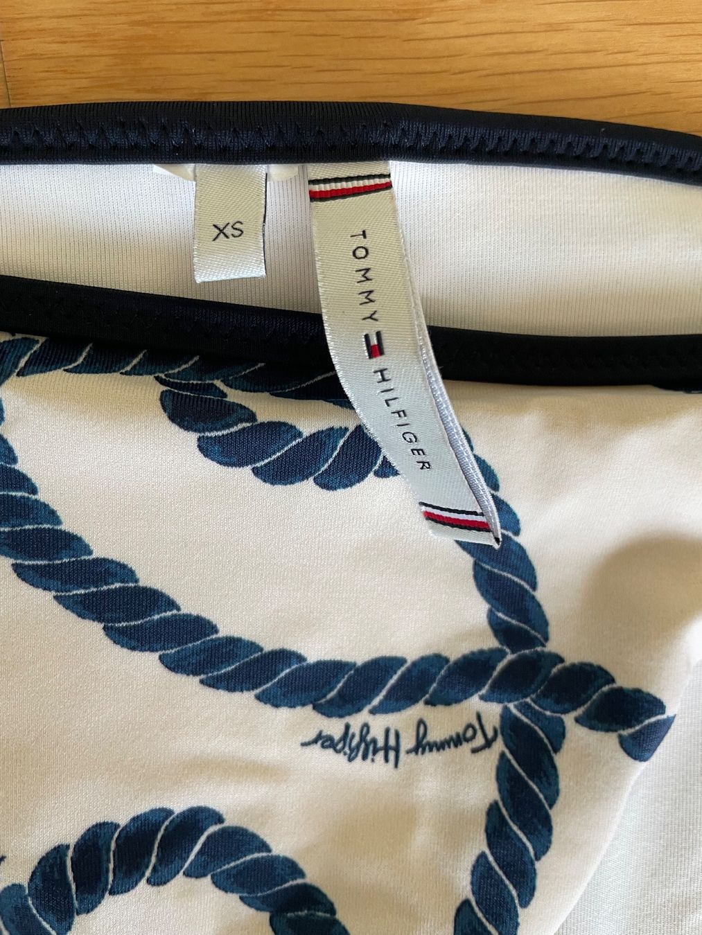 Tommy Hilfiger Costumi da bagno & Bikini: Bikini TOMMY HILFIGER – Usato da Richterswil venduto da IrynaL 2