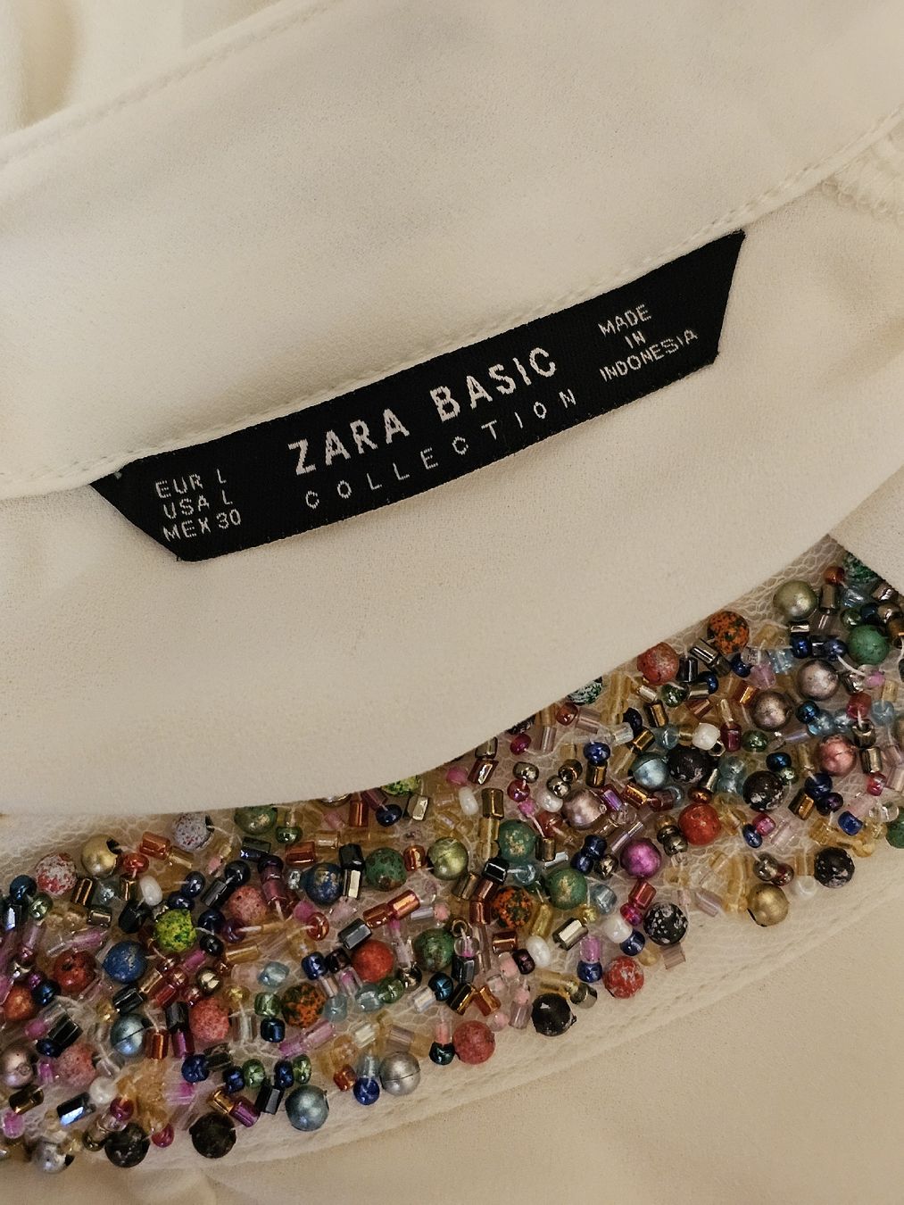 Zara Camicette: ZARA BASIC Damen Bluse Cremeweiß Mit Schmuckkragen Elegant G – Usato da Urdorf venduto da ole_mrp9 8