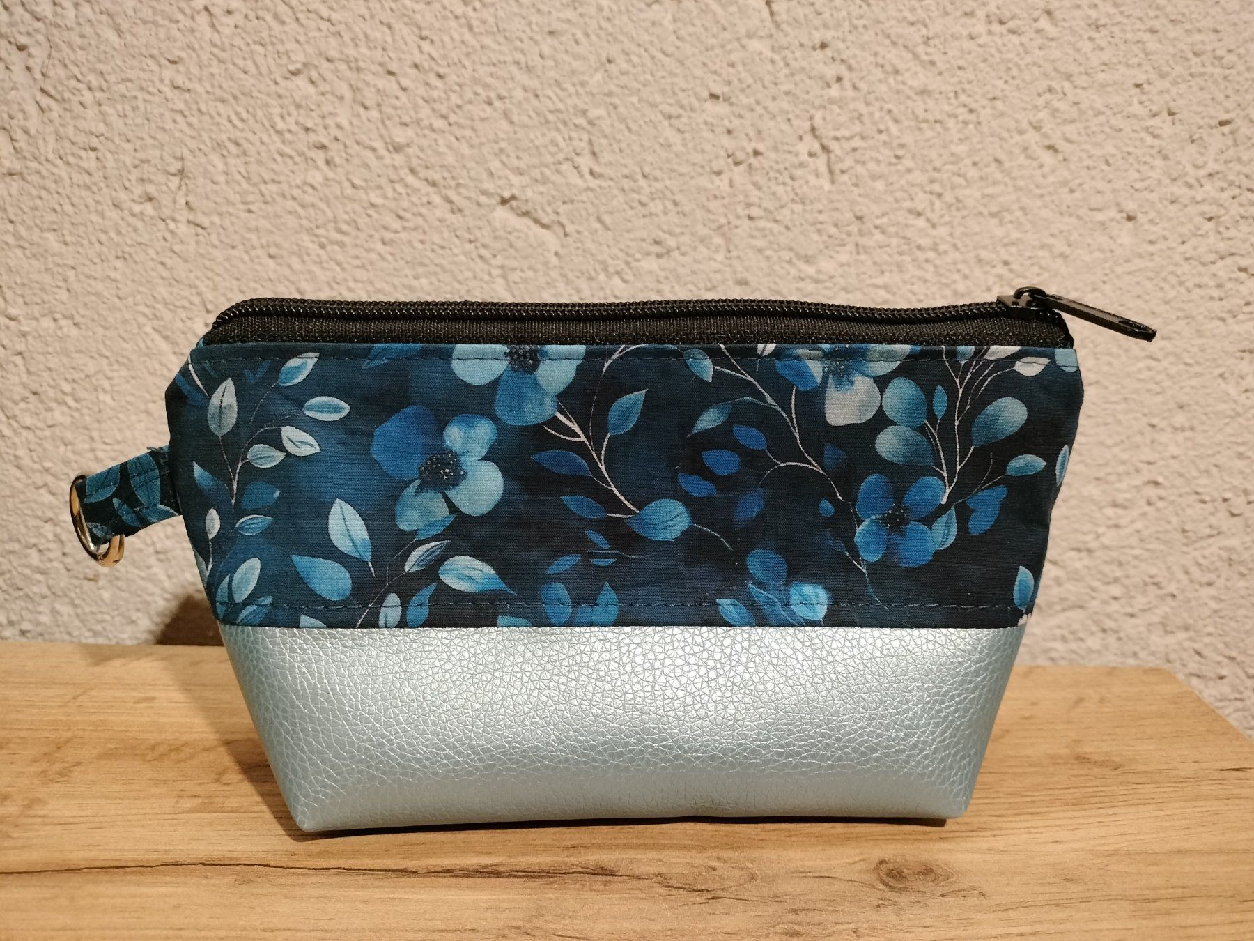 Kosmetikkoffer: ** Kosmetiktäschchen ** Etui ** Necessaire ** – Neu (gemäss Beschreibung) aus Weinfelden von naehwerk