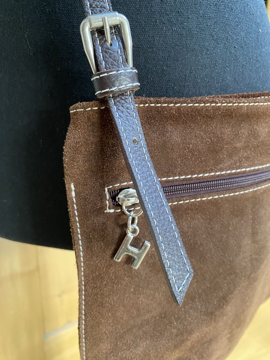 Borse da donna: Braune Wildledertasche, Umhängetasche – Nuovo (secondo la descrizione) da Buochs venduto da H16 2