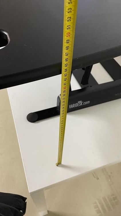 Fixations: Büro Komputer Halter (NP $525) – D'occasion à Beinwil am See par nayelidalisay 2