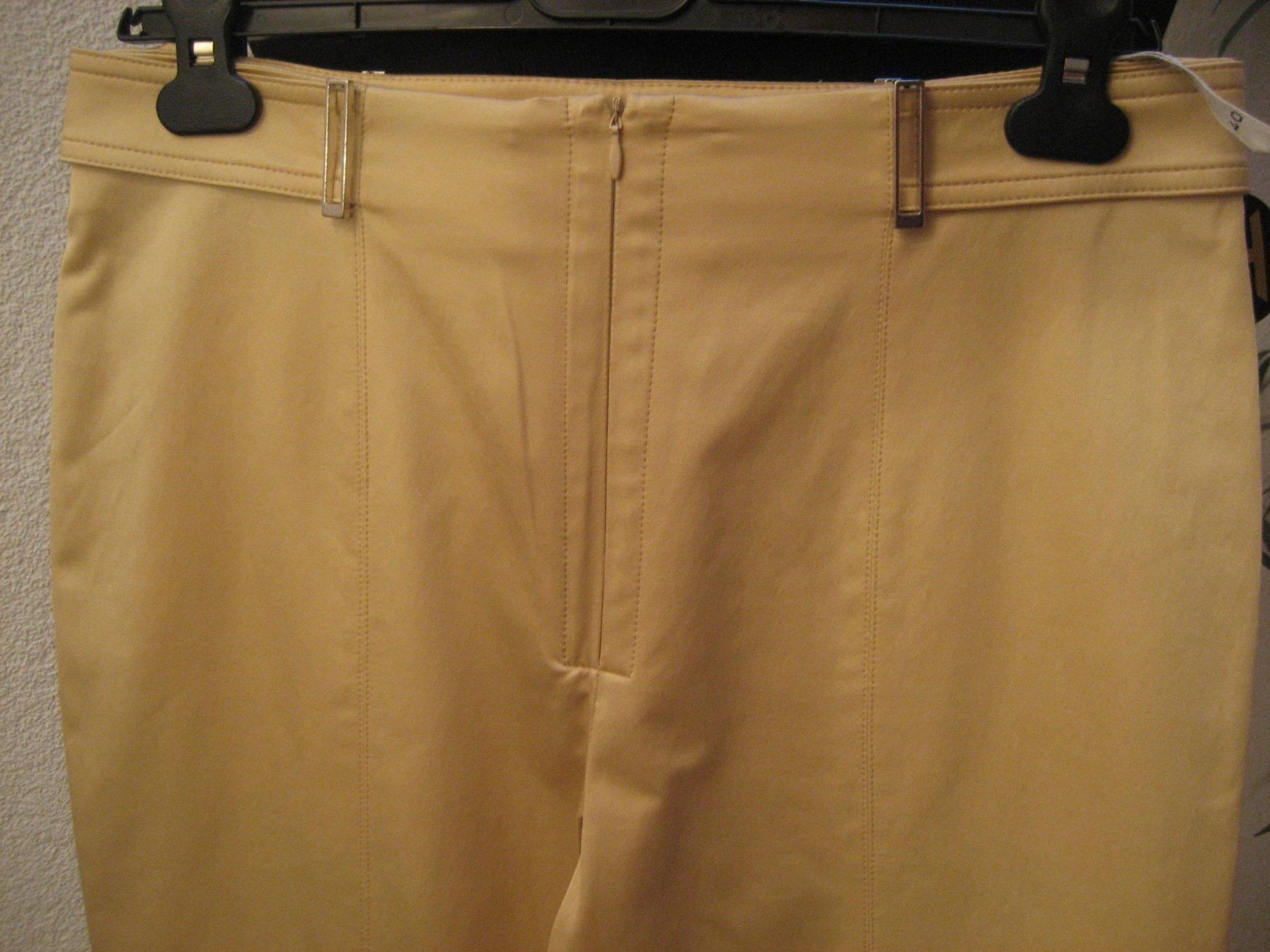 Pantaloni: Pantalon stretch Tuzzi taille 40, neuf – Nuovo e nell'imballaggio originale da Delémont venduto da marryb 1