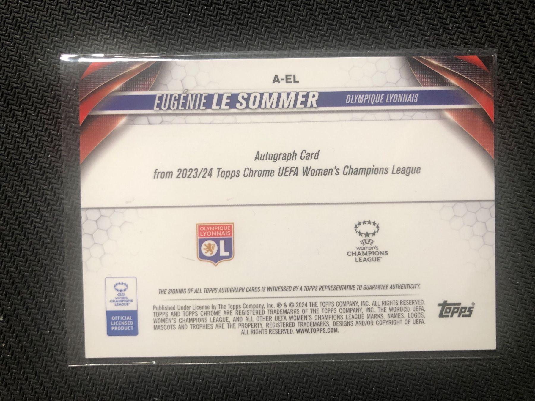 Topps Carte collezionabili: Topps Chrome Eugenie Le Sommer Lyon Autogramm – Usato da Wangenried venduto da Garagara 1