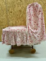 Vintage Stubenwagen, Kinderwagen, Rattankorb, Stoffbezug 🔝