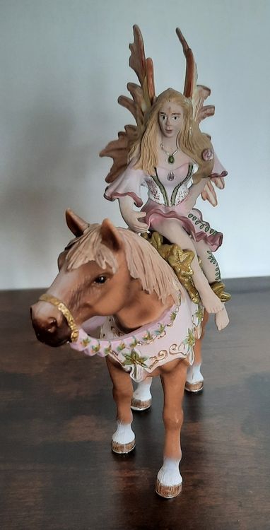  Schleich Bayala Elfe "Feya mit Pferd" (Gebraucht) in Kreuzlingen für Motiv 