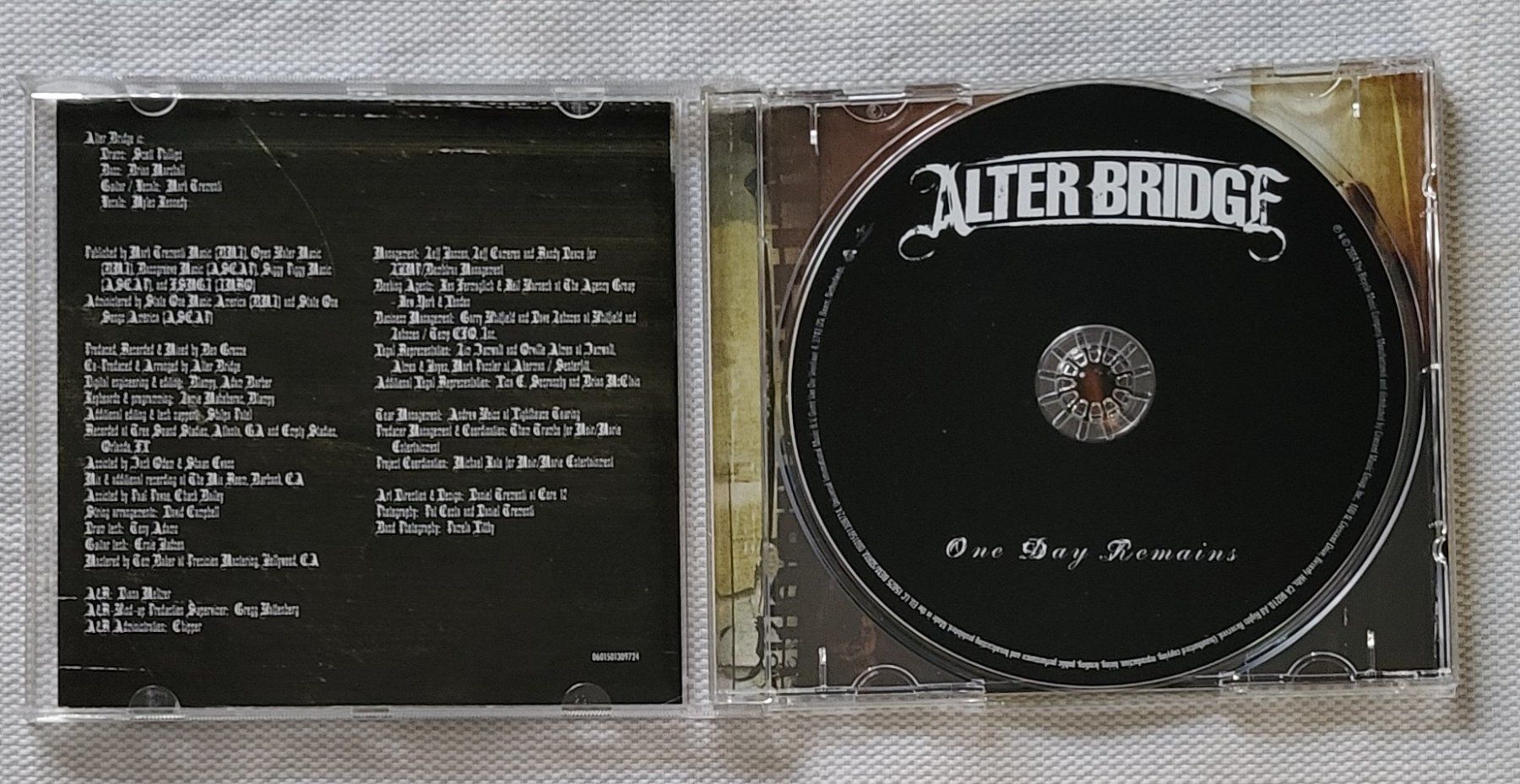 CD: Alter bridge – Usato da Villars-sur-glane venduto da Epsilonhike