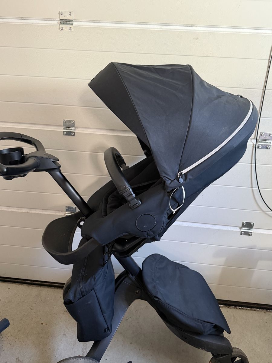 Stokke Carrozzine: Stokke Xplory X Kinderwagen Schwarz  – Usato da Erlenbach ZH venduto da jaja87 4