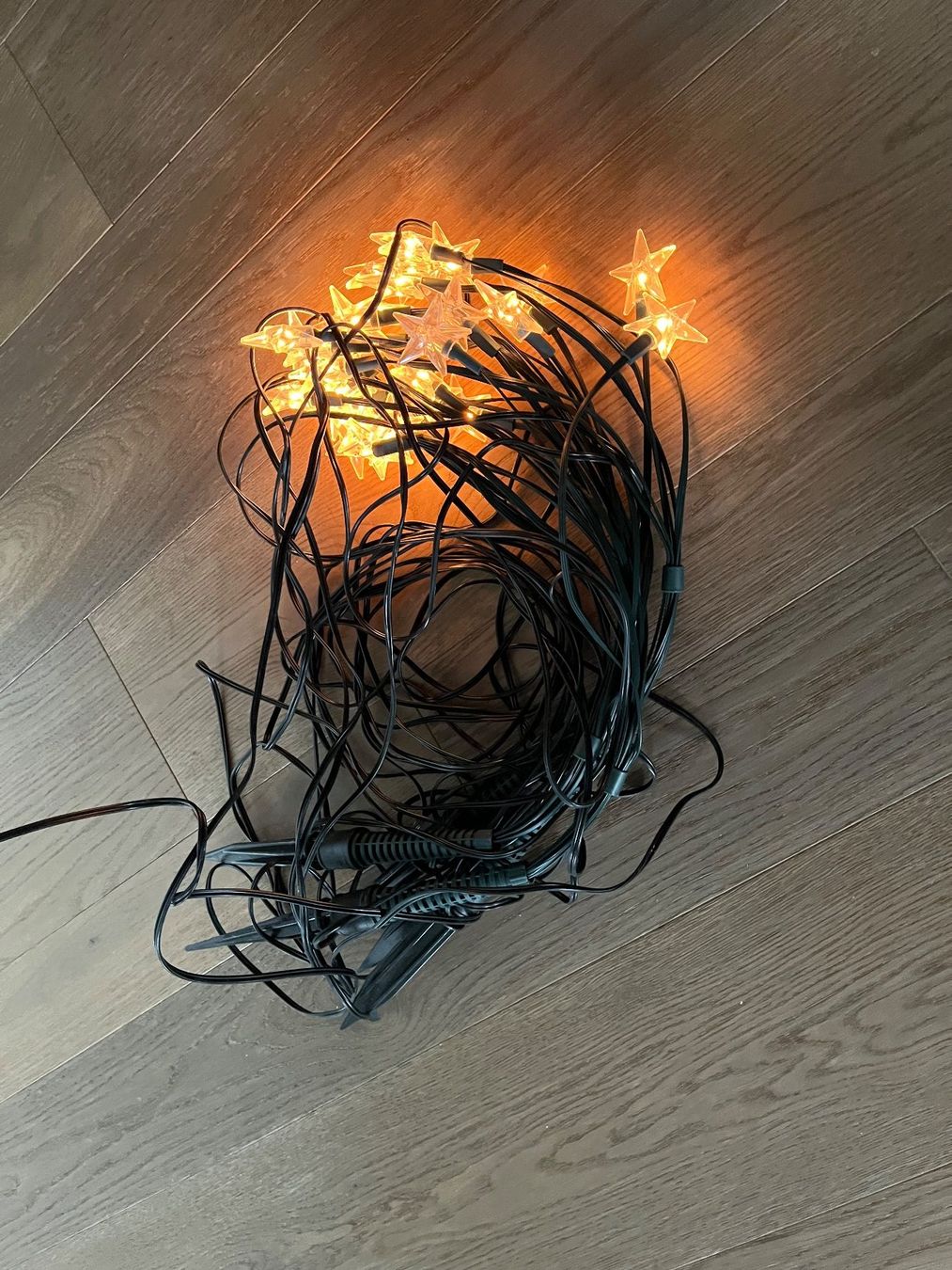 Alle Dekorationen: Weihnachtsbeleuchtung warm weiss – Gebraucht aus Brittnau von Zofigerin