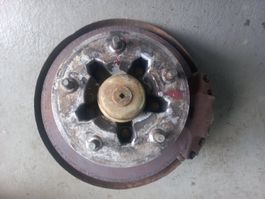 Oldtimer Achsschenkel Radnaben Bremszangen L+R VW  Käfer ??