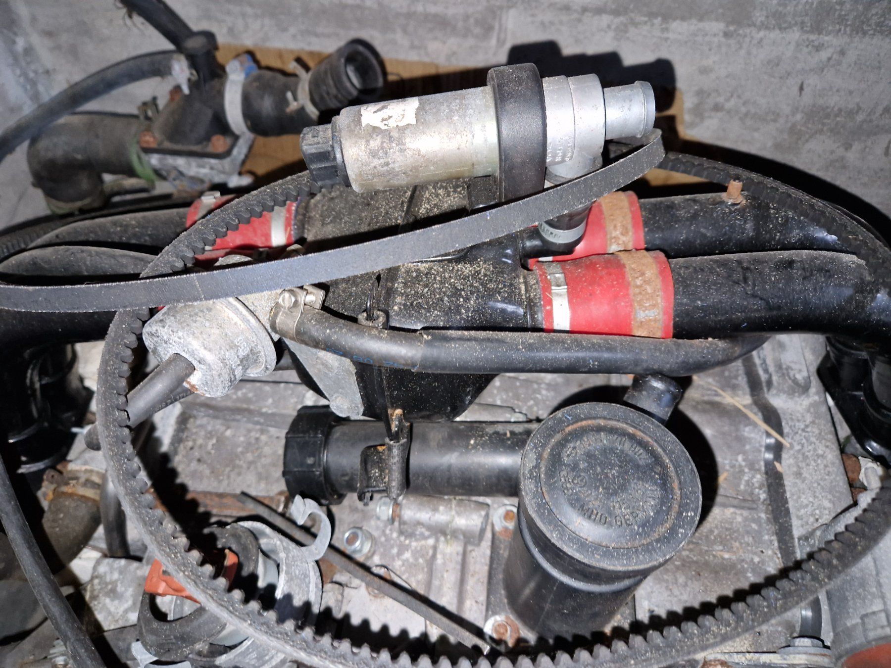 VW Motori: VW T3 2.1 Motor revidiert – Usato da Zweisimmen venduto da lowbay 1