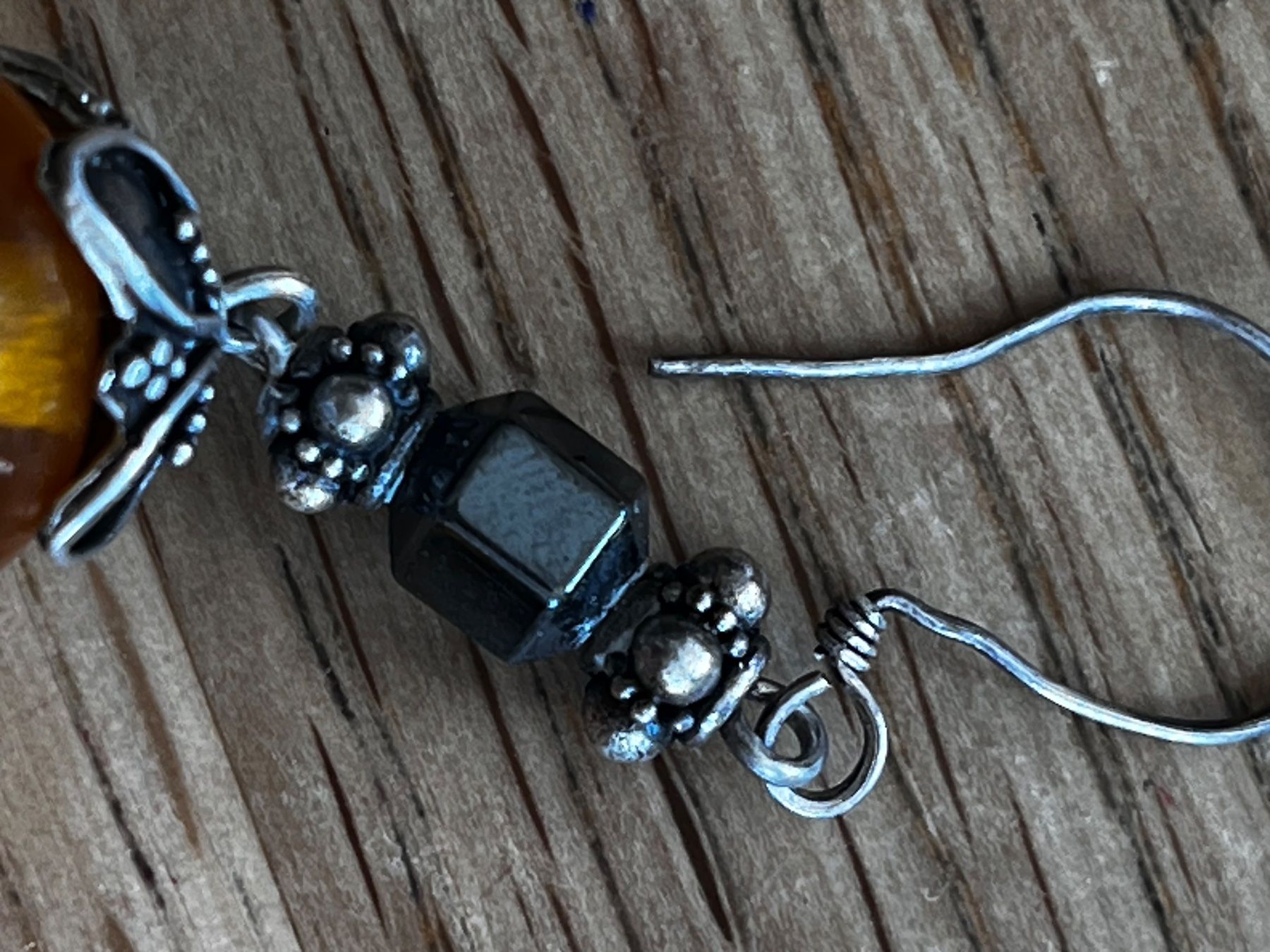 Ohrringe & -stecker: Bernsteinohringe_Silber mit Hämatitperlen_handgemacht – Gebraucht aus Zürich von Sammler777 4
