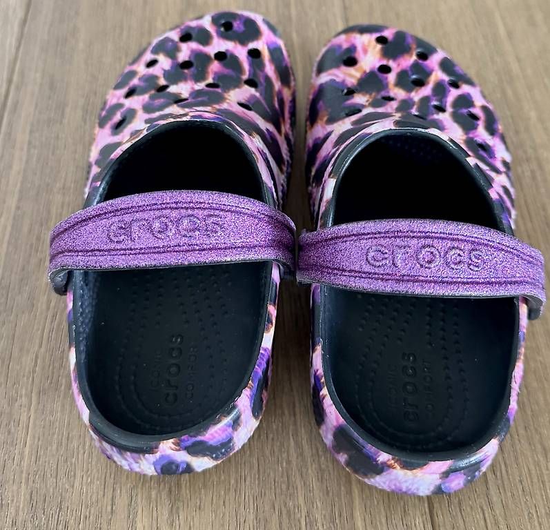 Schuhe für Mädchen: VERKAUFT Crocs Mädchen – Gebraucht aus Wettswil von lin_fv2p 1