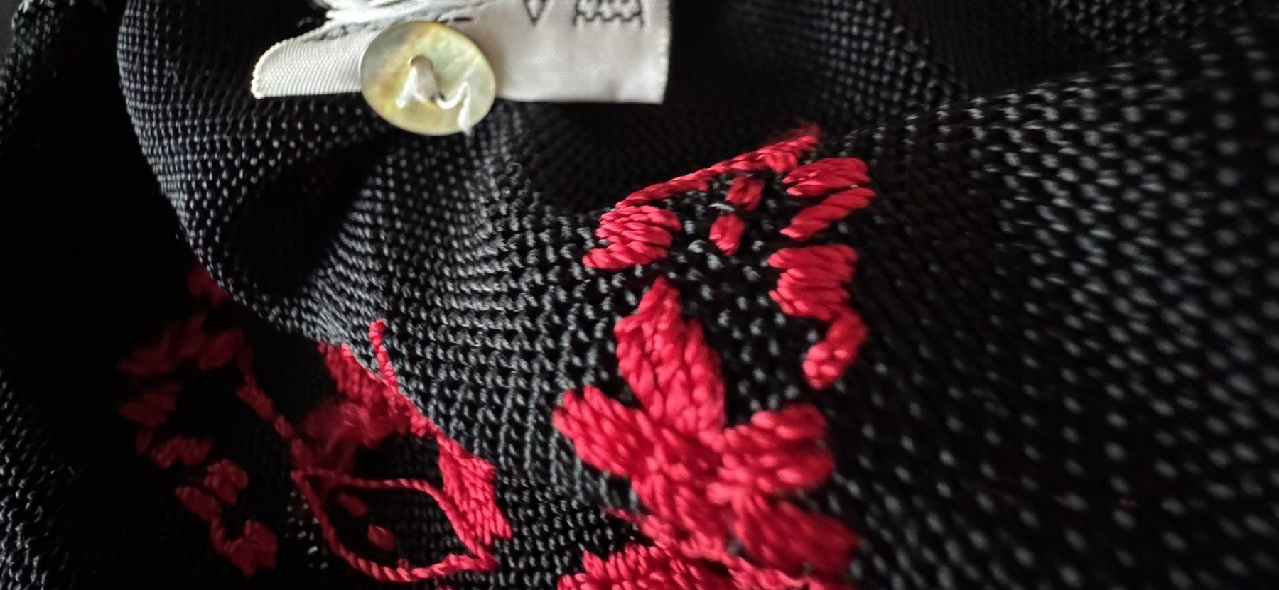 Giacche: ATMOSPHERE bestickte Jacke schwarz rot Grösse S – Usato da Unterseen venduto da Naga99 8