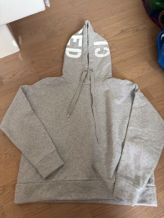 Grauer Closed Hoodie, Grösse S, Top Zustand für Herbst!