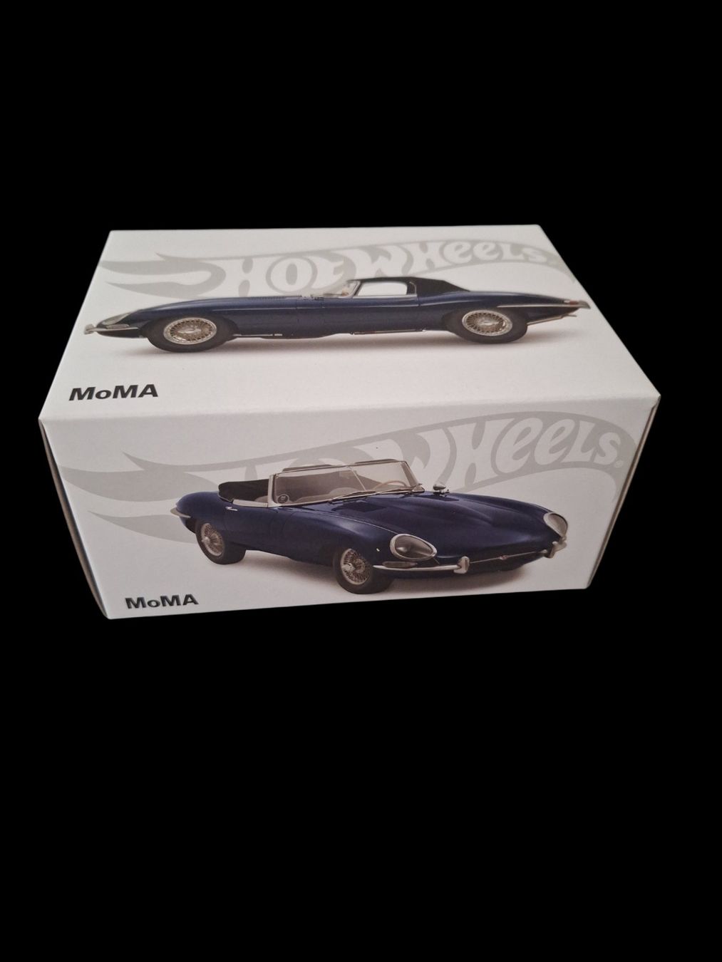 Hot Wheels Modellini d'auto: Hot Wheels x MoMA Jaguar E-Type Roadster – Nuovo e nell'imballaggio originale da Adlikon venduto da Mmartin0 3