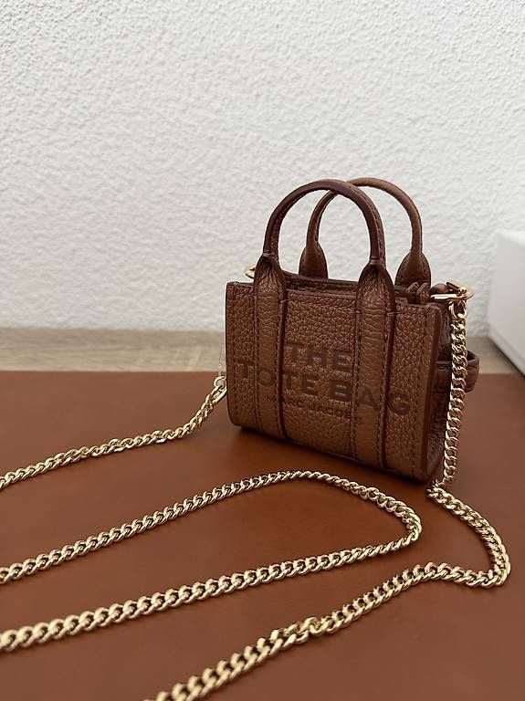 Marc Jacobs Sacs: Micro Marc Jacobs Bag airpods bag – Neuf (Voir description) à Andermatt par poprostukropka 4