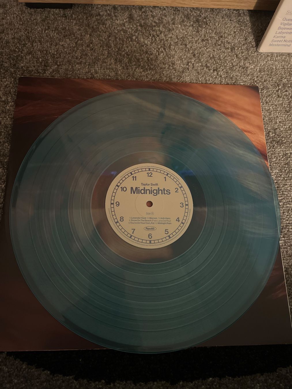 Schallplatten: Taylor Swift - Midnights Vinyl – Gebraucht aus Niederweningen von NikeFan 1