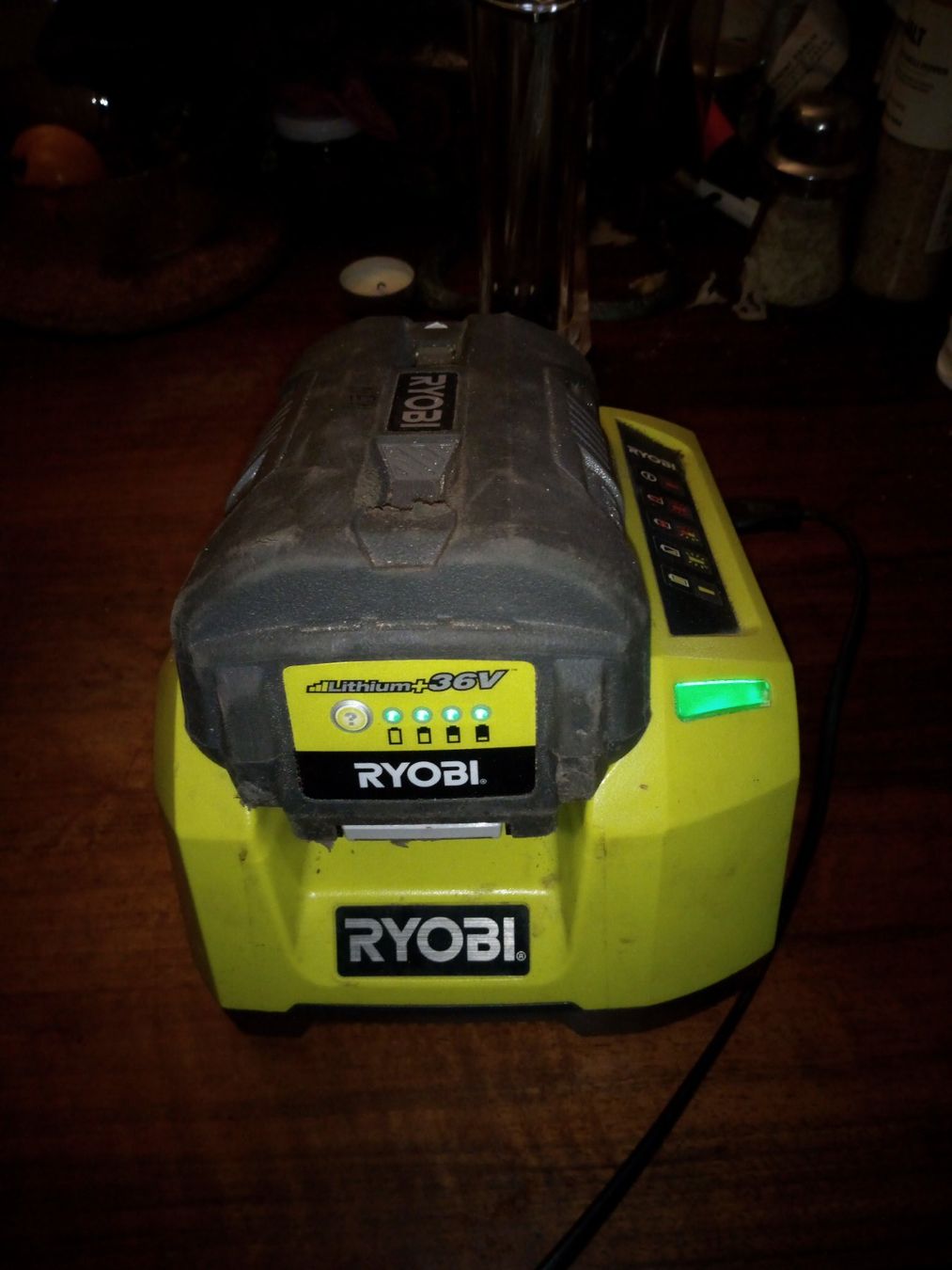 Ryobi Batterie: Ryobi 36V 4Ah – Usato da Linescio venduto da Pablo.wild 1