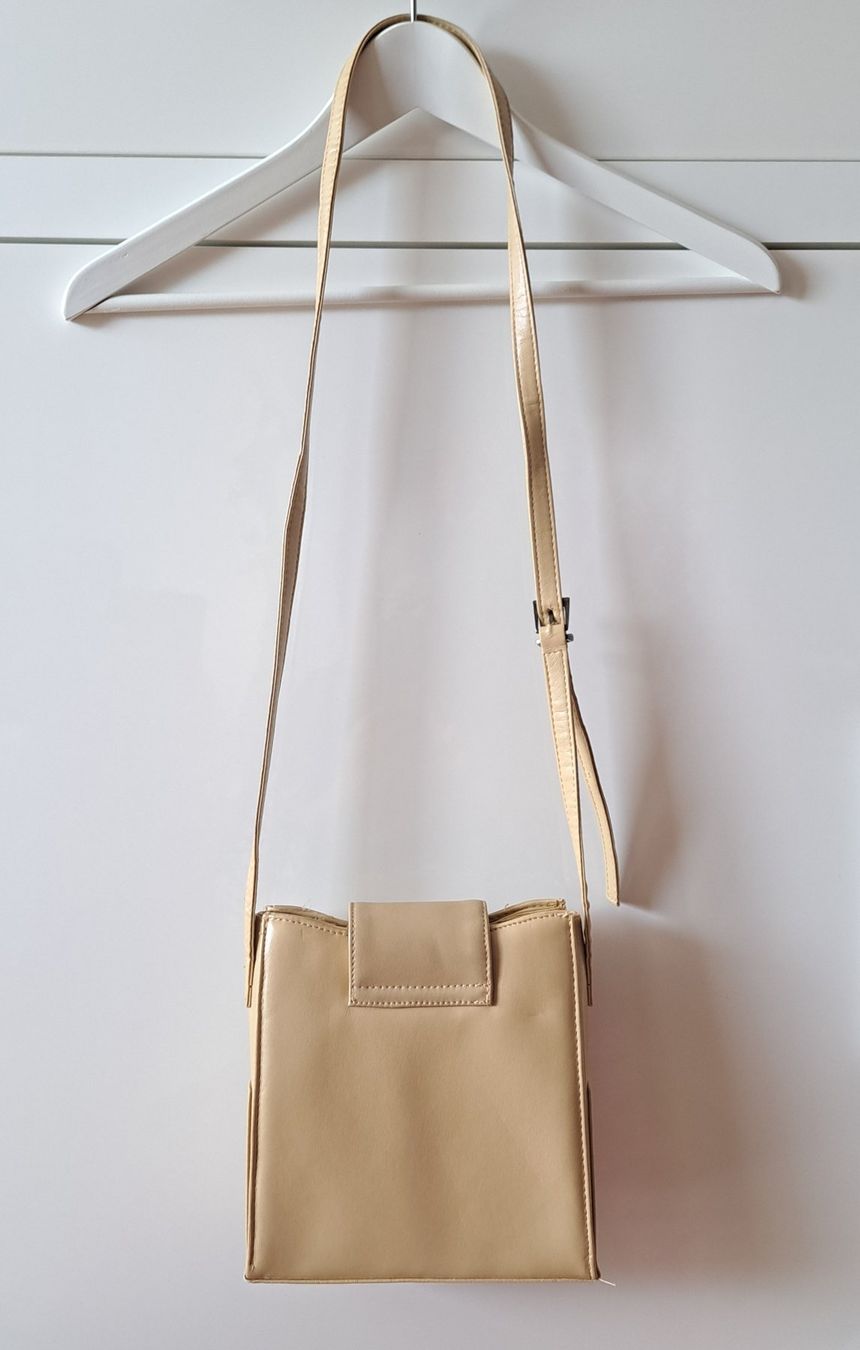 Borse da donna: Elégant sac à main beige – Nuovo (secondo la descrizione) da Le Mont-sur-Lausanne venduto da olatiu 3