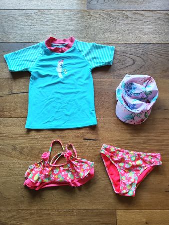 Sommer Set: Bademode für Mädchen, Grösse 98/104, Top Zustand
