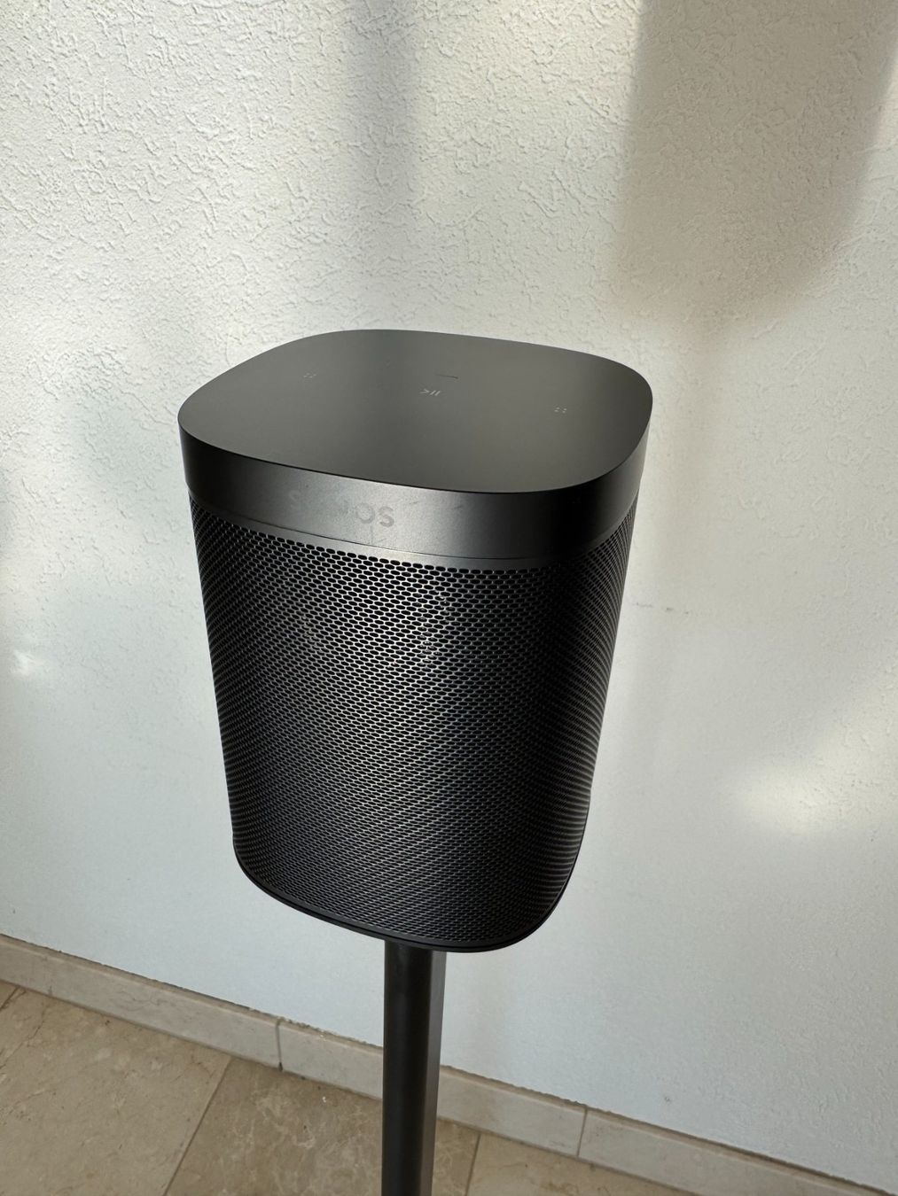 Sonos Lautsprecher: TipTop Sonos One SL mit schickem Flexson Stand – Gebraucht aus Busswil TG von Itschnachter 2