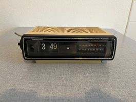Radiowecker Vintage Klappzahlen