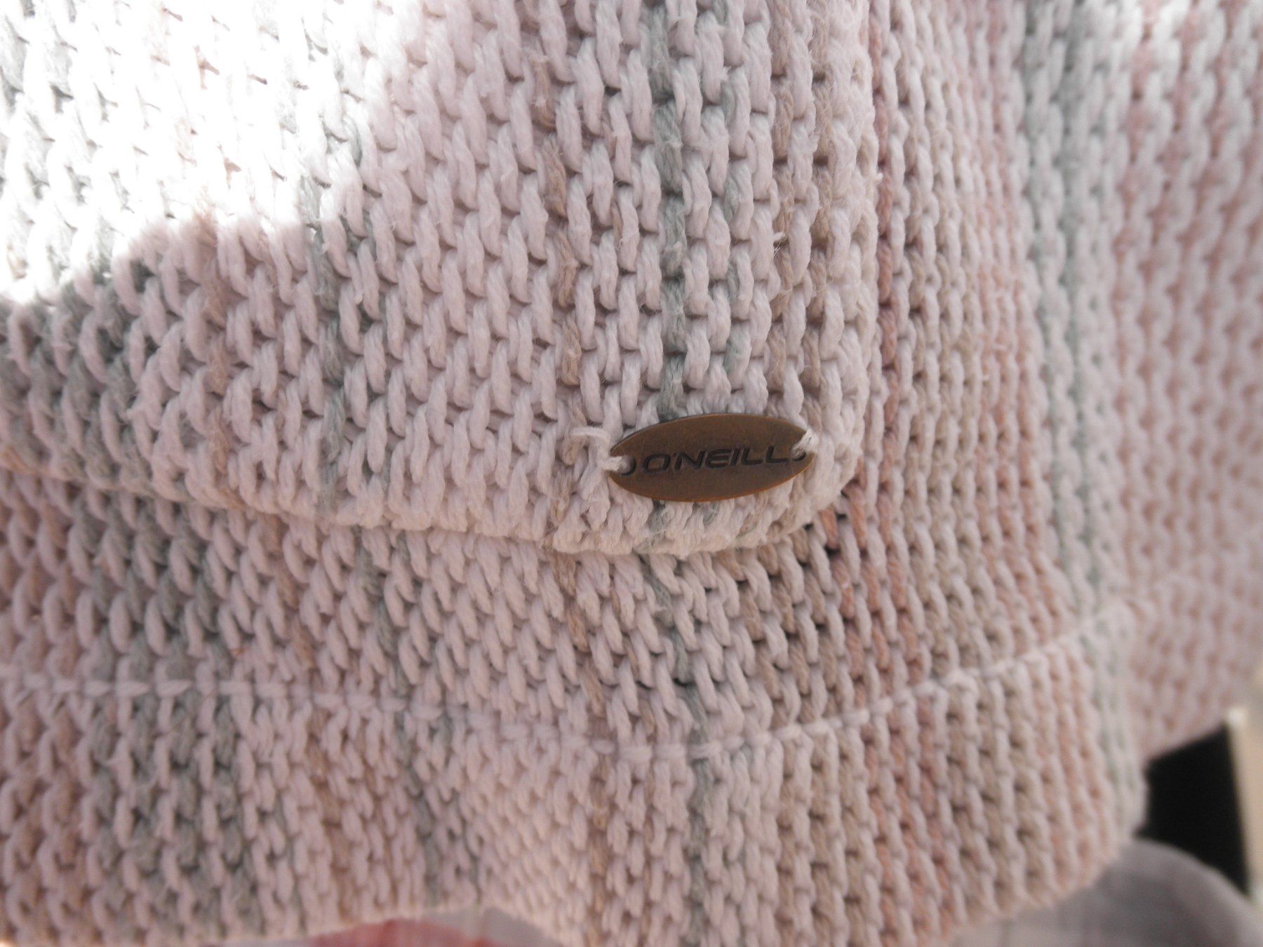 Lotti di vestiti: O' Neill Set Shorts und Kapuzenpulli – Usato da Buttwil venduto da Engelhaar 3