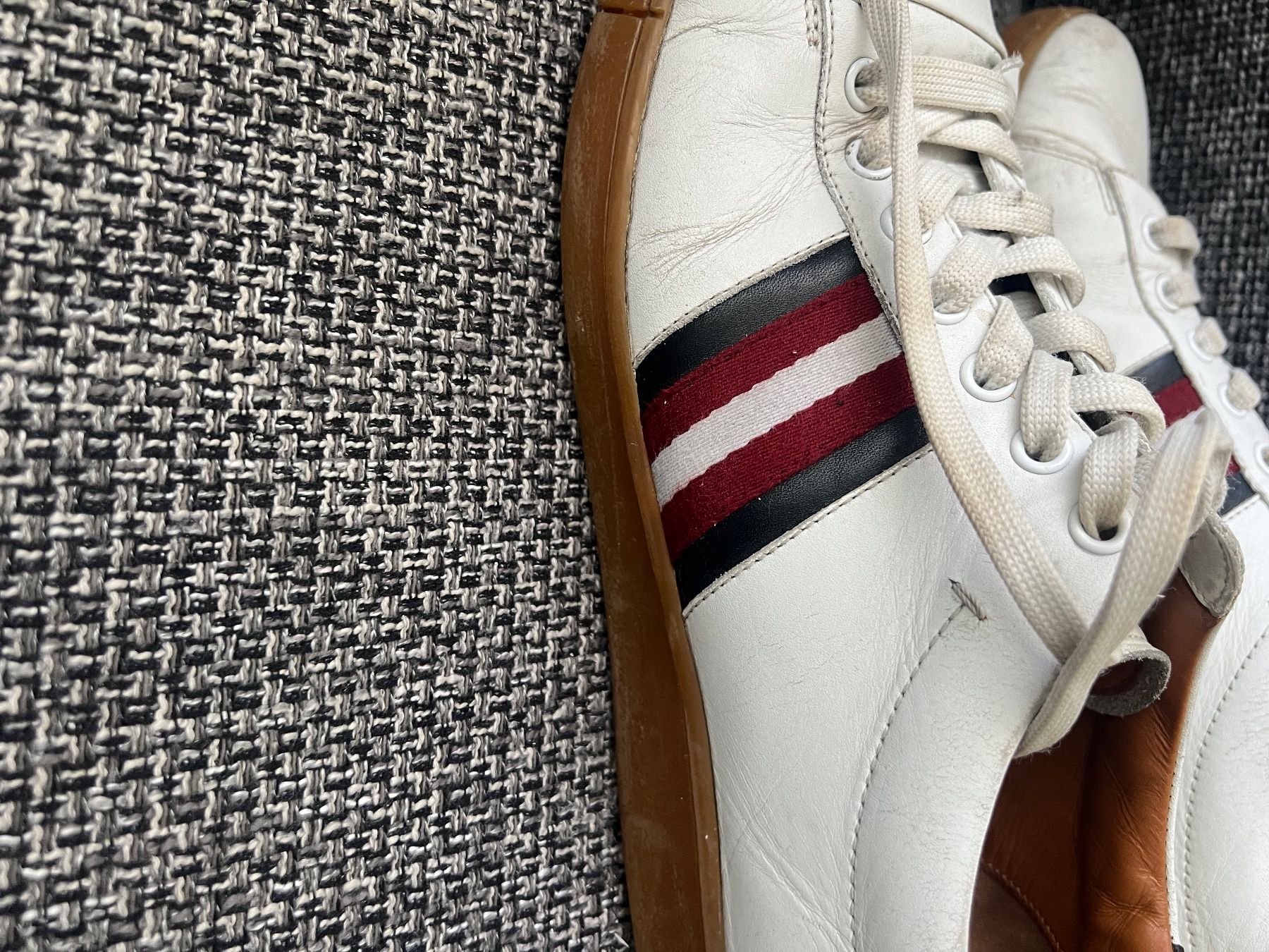 Bally Chaussures hommes: Bally Schuhe weiss Gr. 43 – D'occasion à Zürich par Walllstreet 2