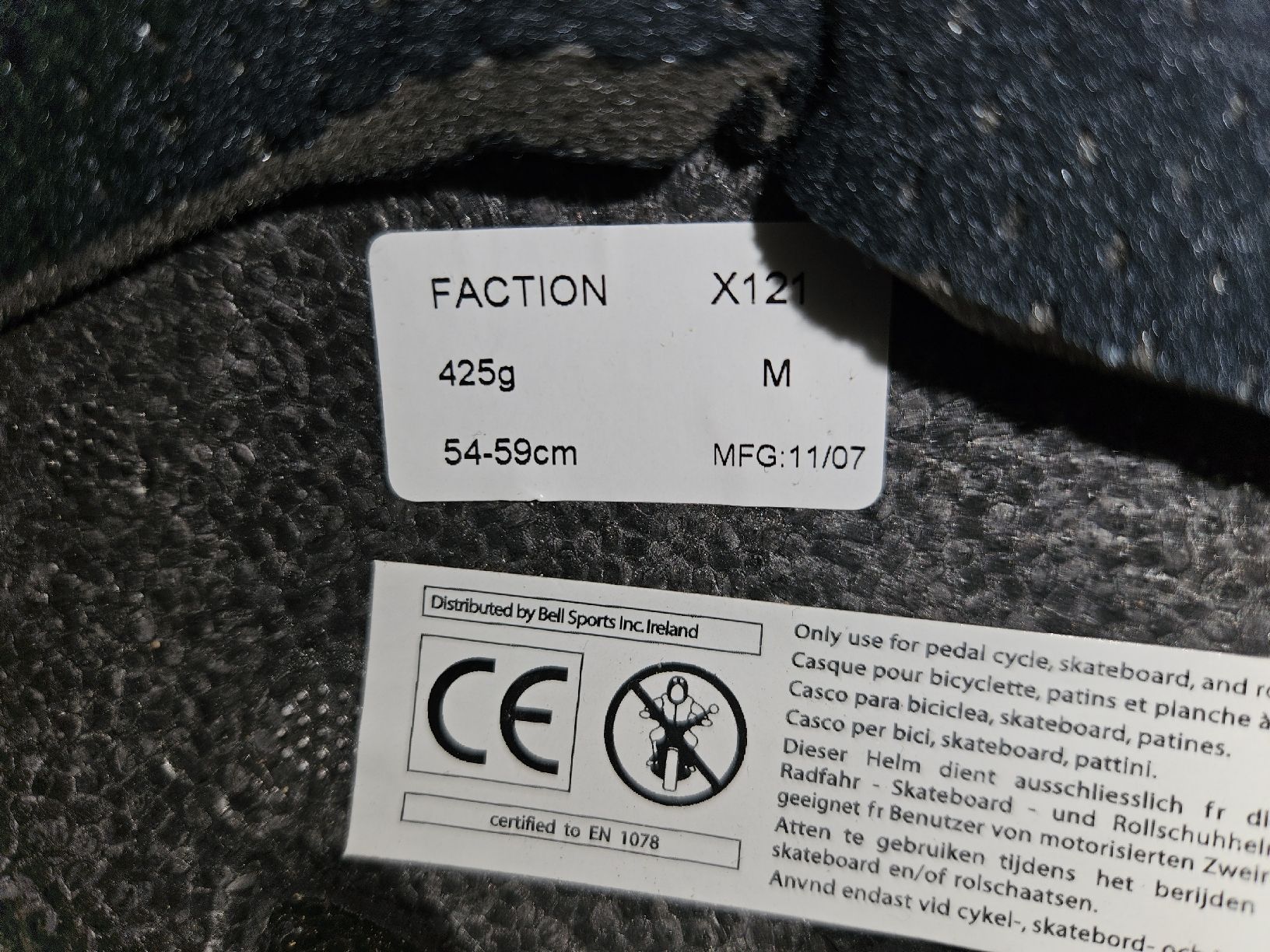 Bell Helme: Bell Helm, Grösse M (54-59cm), Schwarz – Gebraucht aus Schaffhausen von GreenApple212 5