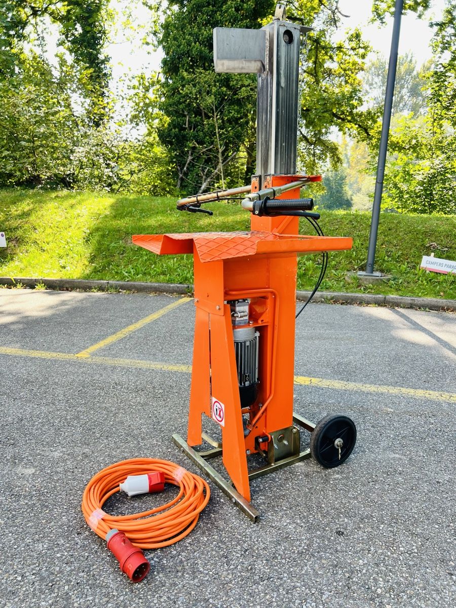 Tutte le macchine: Holzspaltmaschine  Profi 6.5 ton – Usato da Urdorf venduto da Faz_19 1