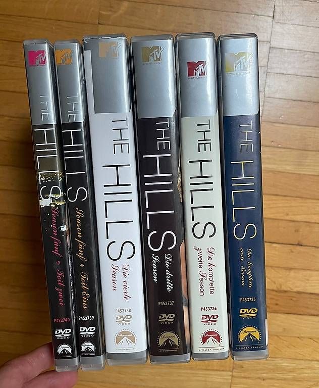 Tutti i DVDs: Komplette "The Hills" DVD Set. – Usato da Wädenswil venduto da Lealuli