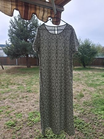 Robe longue motif floral vert et blanc M/L