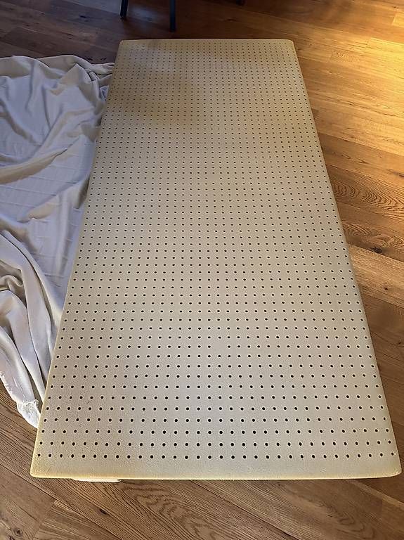 Materassi: Hüsler Nest Futon Federelement – Usato da Hombrechtikon venduto da jimikern 3