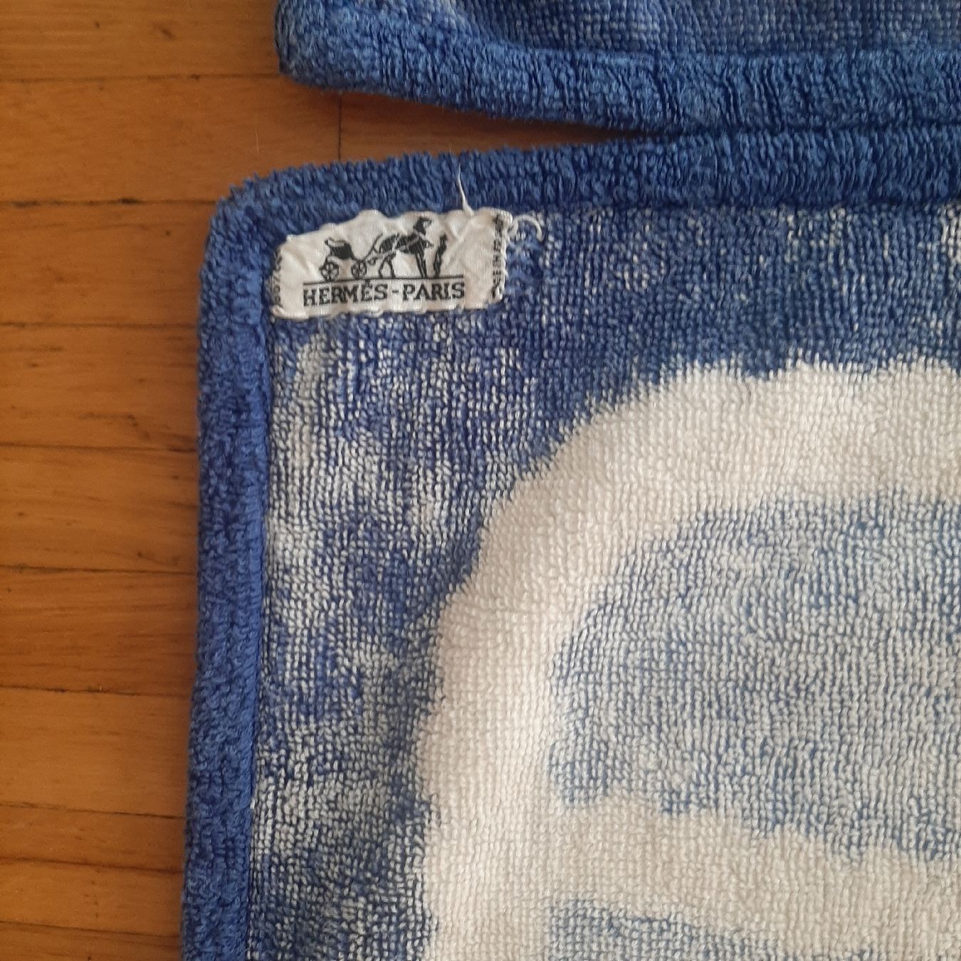 Hermès Teli da bagno: 2 linges de bain Hermès vintage – Usato da Chêne-Bourg venduto da chsandra34 4