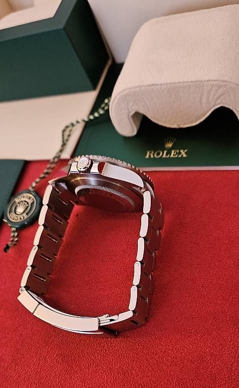 Rolex Uhren: Rolex Sea Dweller 126600 – Gebraucht aus Stein am Rhein von Cashflow555 1