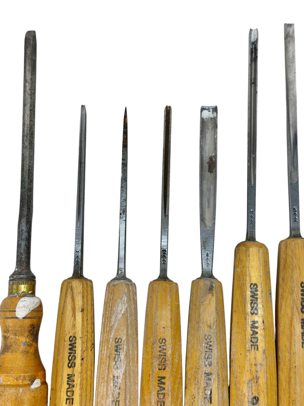 Swiss Tutti gli attrezzi: Lot 13 outils sculpture bois Swiss Made (gouges + ciseaux) – Usato da Cossonay-Ville venduto da Antiquora 3