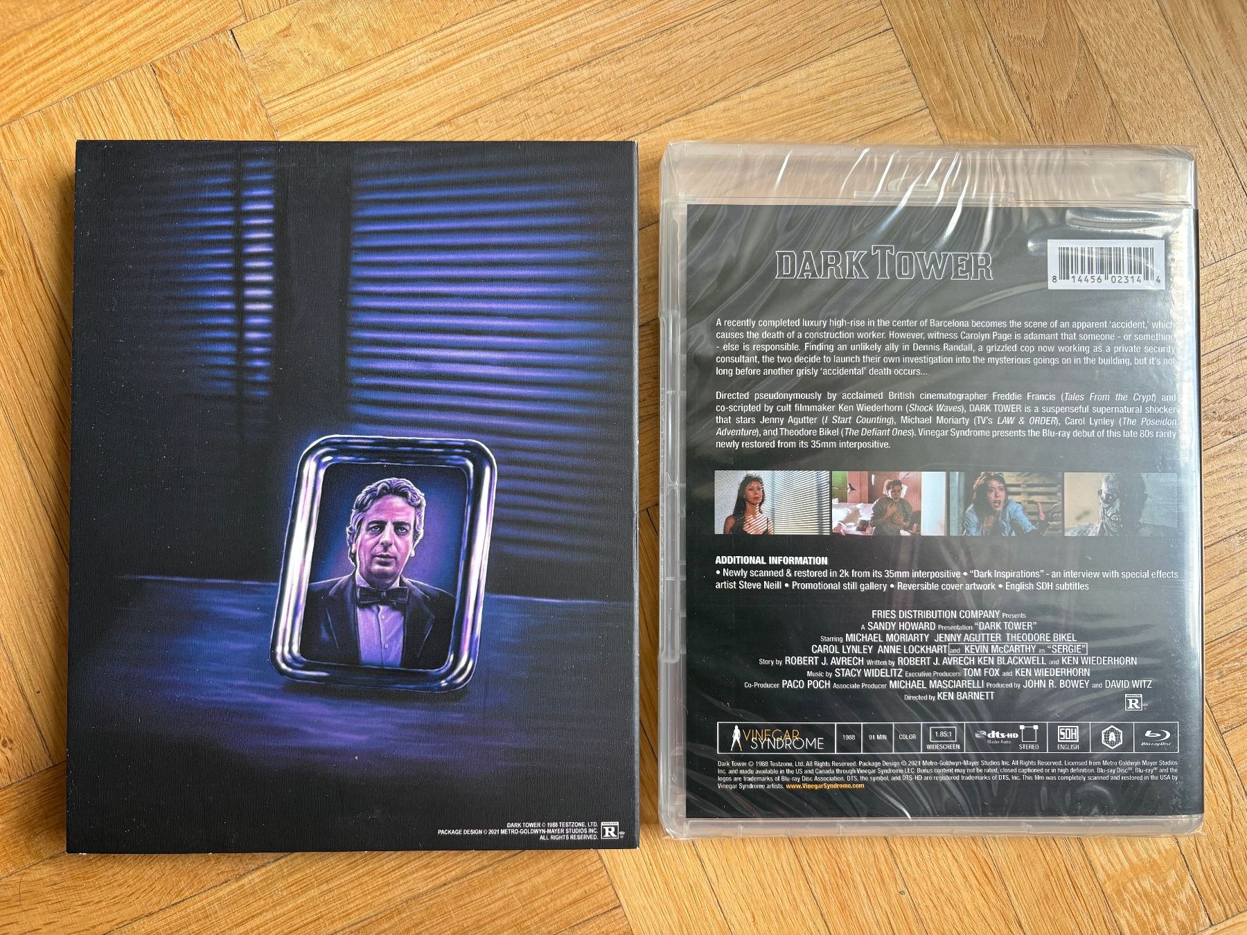 Tutti i DVDs: Dark Tower - mit Slipcover - Blu-ray – Nuovo e nell'imballaggio originale da Zürich venduto da Malcom 1