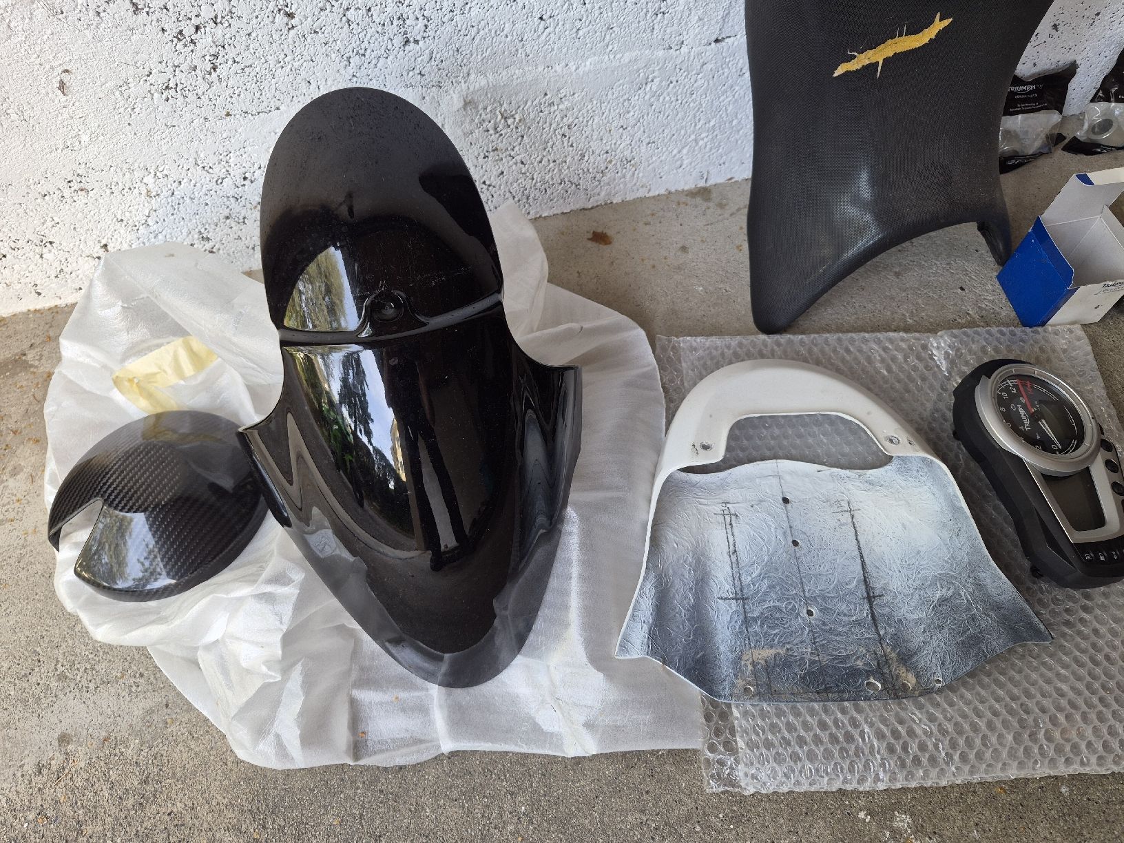 Triumph Strada: Triumph street triple 2008 – Difettoso da Blonay venduto da jul_fyq8 7