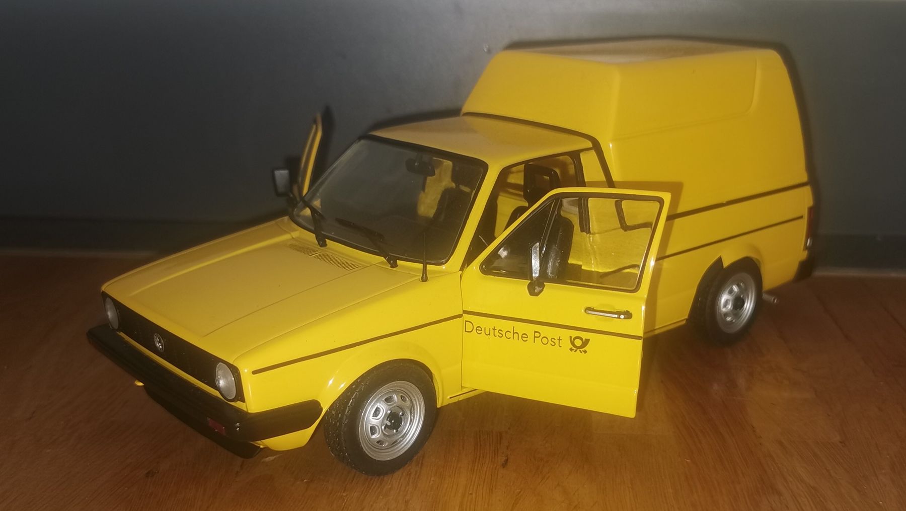 Solido Modellautos: Solido Wally Back to the future – Neu und originalverpackt aus Zufikon von luzupo 1