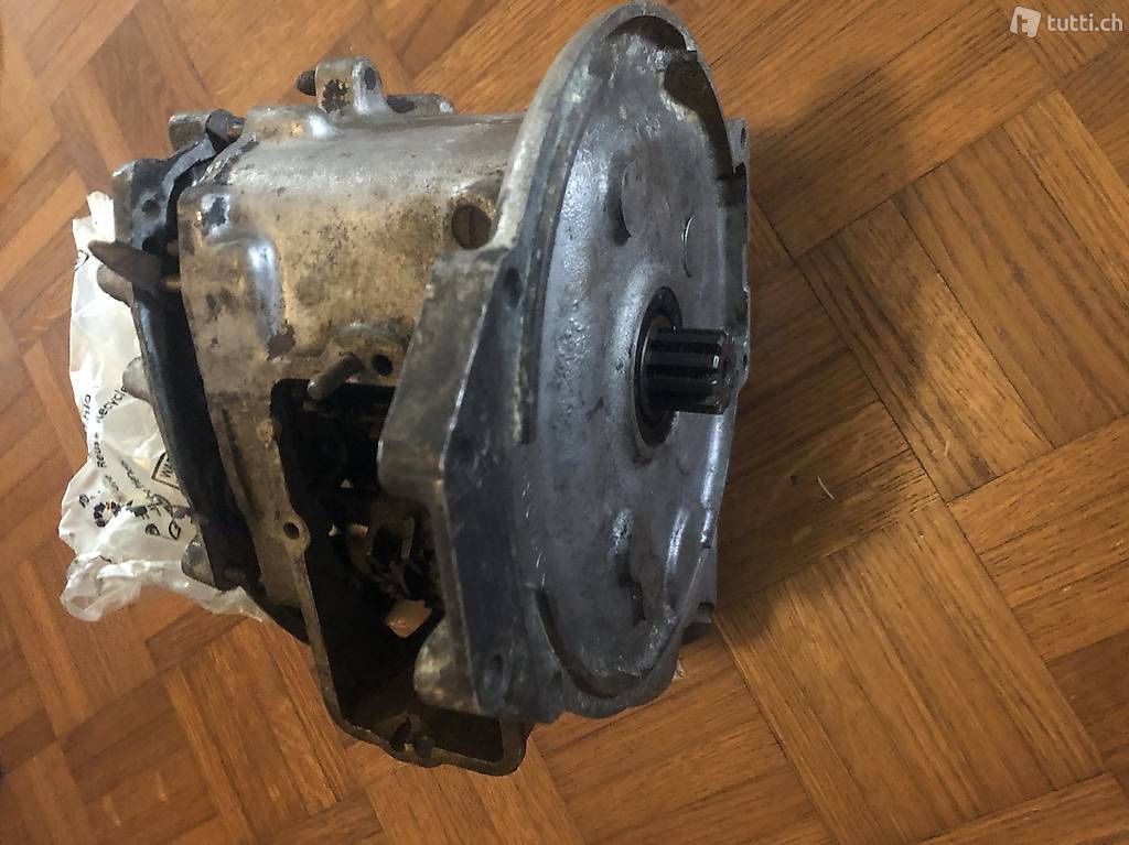 BMW Tutti pezzi di ricambio auto: BMW Isetta Getriebe nur 120fr – Usato da AG venduto da mic_xj6s