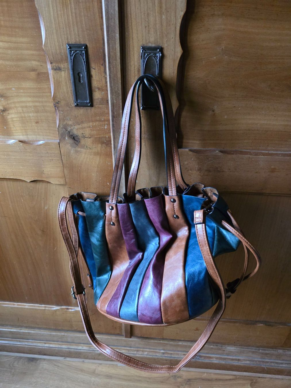 Borse da donna: Damen Leder Handtasche Tasche Beutel Sack – Usato da Walterswil BE venduto da Lonitti 5