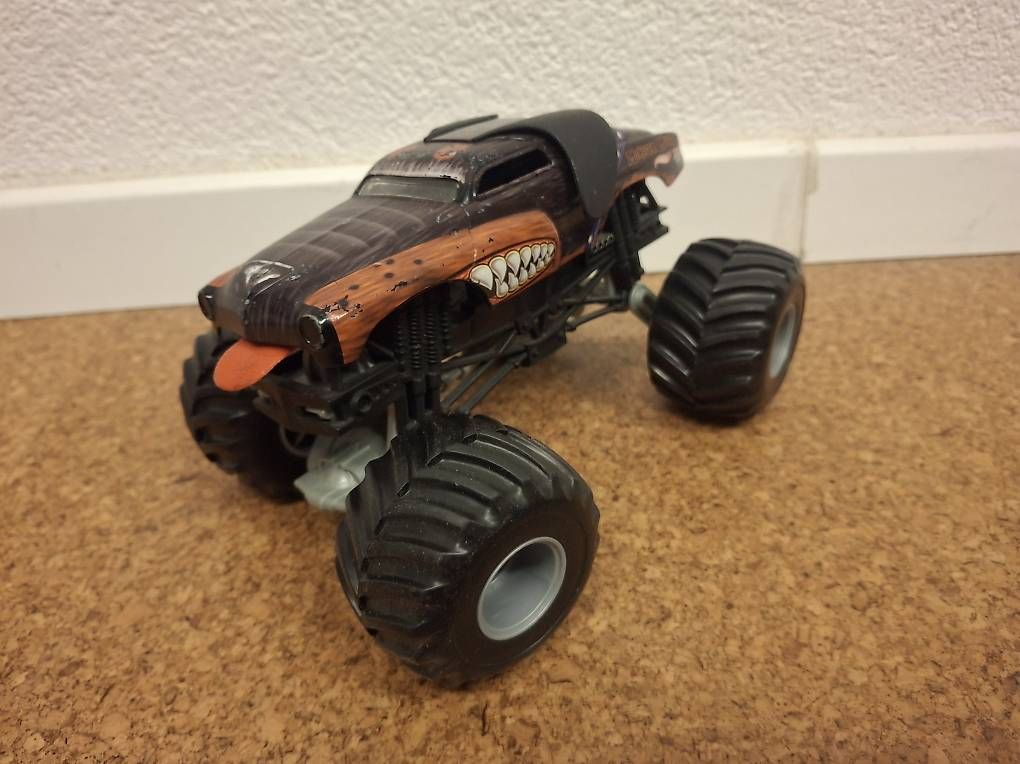 Spielzeuge: Monstertrucks – Gebraucht aus Therwil von Johndo01 2