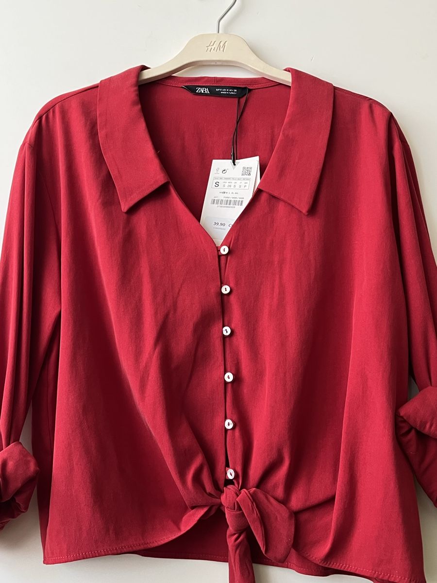 Zara Camicette: Bluse mit Knotendetail von Zara – Nuovo e nell'imballaggio originale da Bern venduto da SinaArikan 2