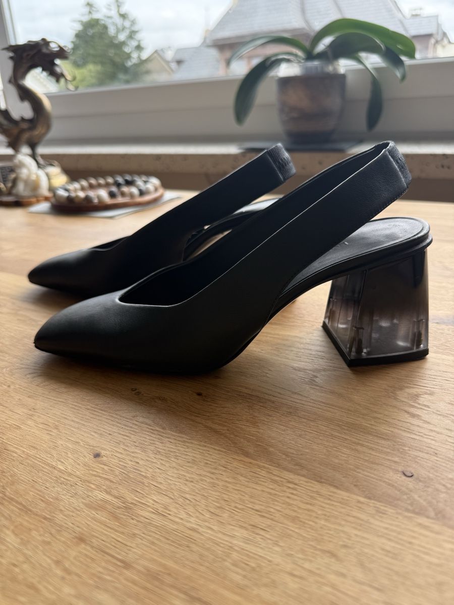 Max Mara Scarpe da donna: Max Mara shoes 38 – Nuovo (secondo la descrizione) da Basel venduto da dar_ch4051 2